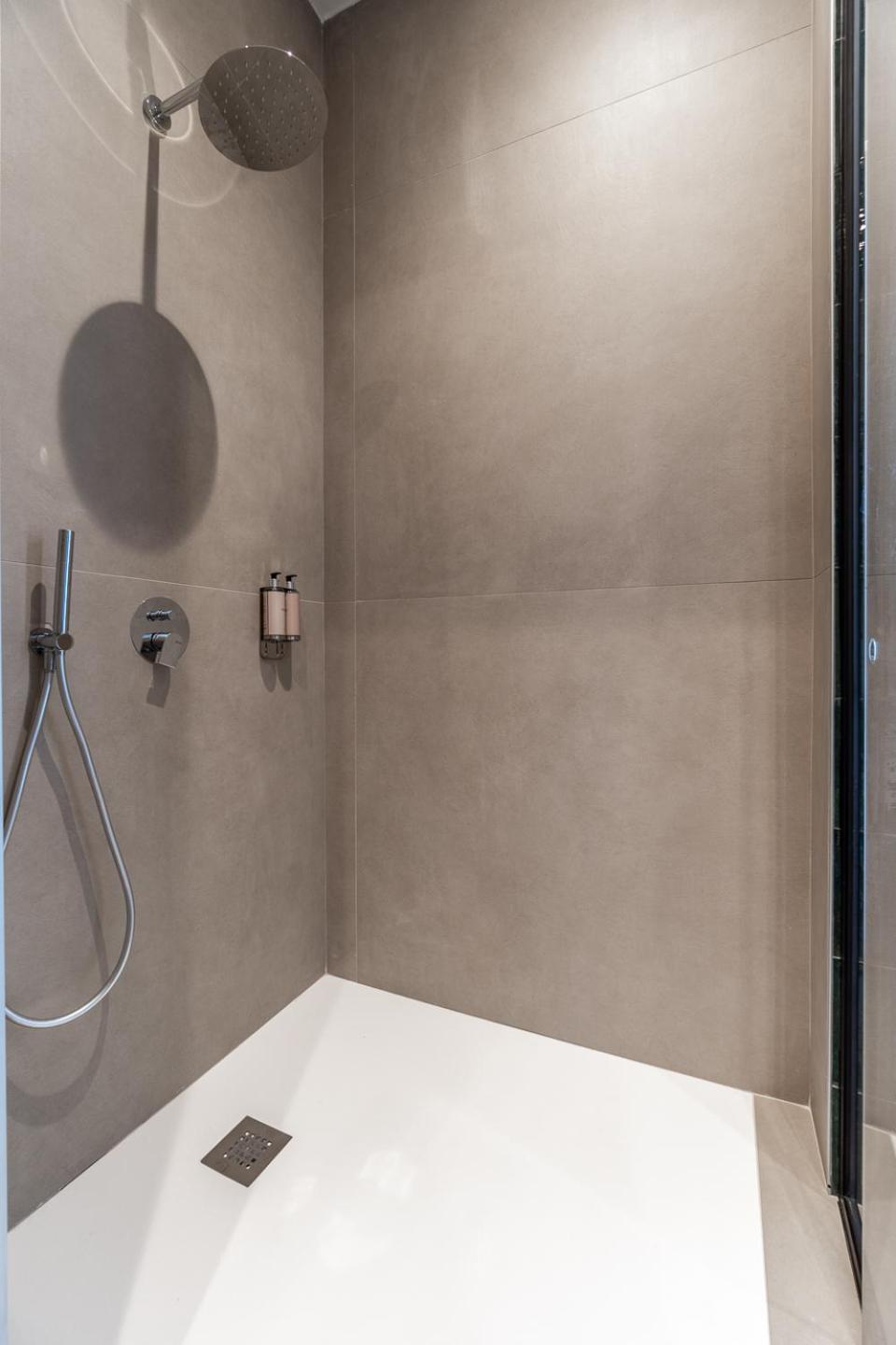 Palazzo Italia Suites บารี ภายนอก รูปภาพ
